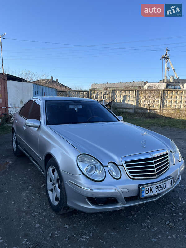 Mercedes-Benz E-Class 2003
