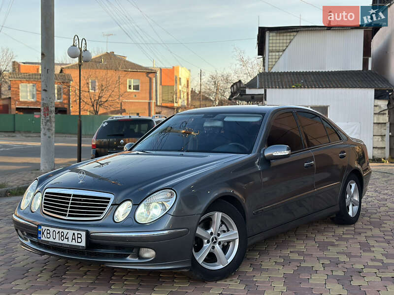 Mercedes-Benz E-Class 2005 Mercedes-Benz E-Class 2005