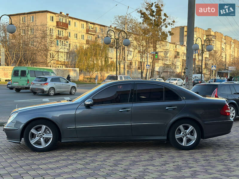 Седан Mercedes-Benz E-Class 2005 в Виннице