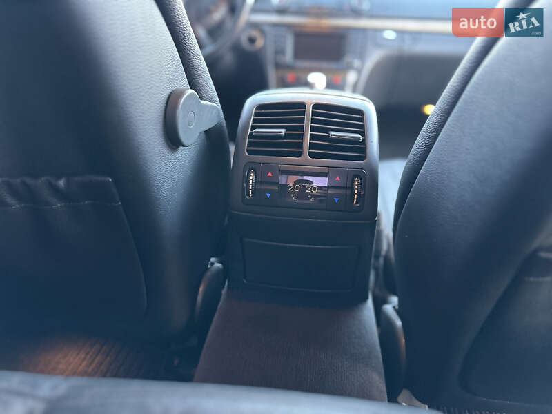 Седан Mercedes-Benz E-Class 2005 в Виннице