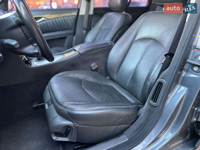 Седан Mercedes-Benz E-Class 2005 в Виннице