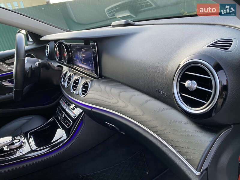 Седан Mercedes-Benz E-Class 2019 в Киеве фото 63 Седан Mercedes-Benz E-Class 2019 в Киеве