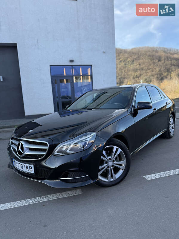 Седан Mercedes-Benz E-Class 2013 в Мукачево