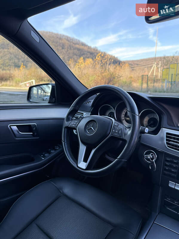 Седан Mercedes-Benz E-Class 2013 в Мукачево