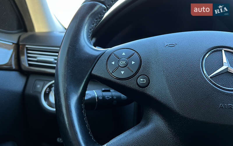 Універсал Mercedes-Benz E-Class 2013 в Львові