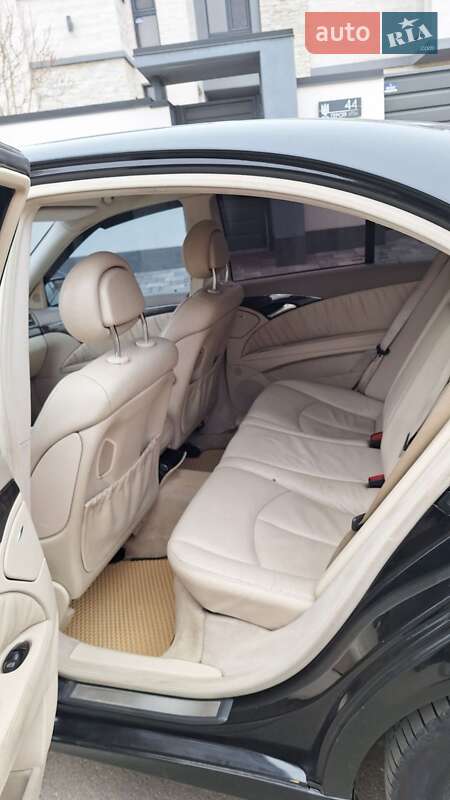 Седан Mercedes-Benz E-Class 2004 в Ивано-Франковске