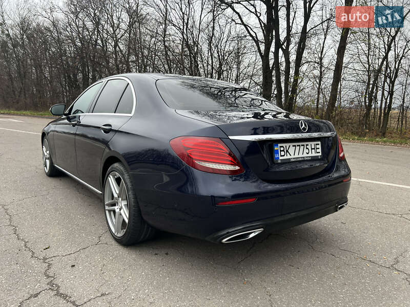 Седан Mercedes-Benz E-Class 2019 в Бродах