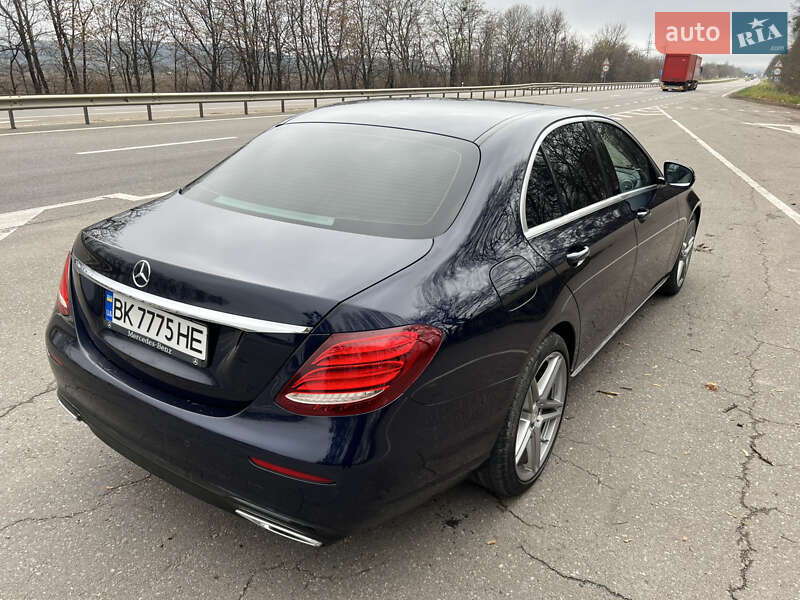 Седан Mercedes-Benz E-Class 2019 в Бродах
