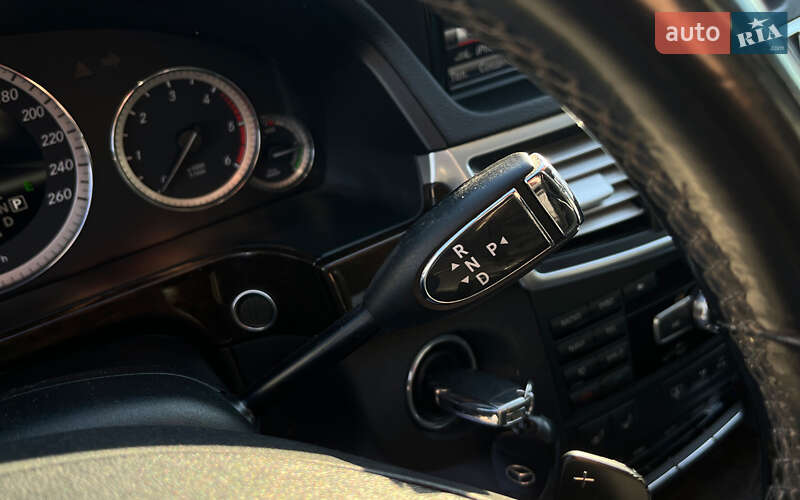 Седан Mercedes-Benz E-Class 2013 в Мукачево