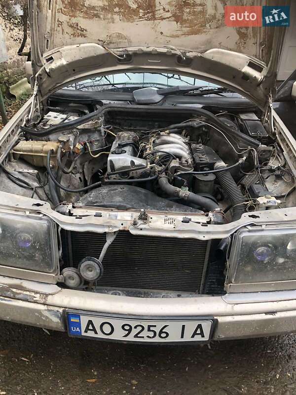 Седан Mercedes-Benz E-Class 1992 в Ужгороде фото 14 Седан Mercedes-Benz E-Class 1992 в Ужгороде