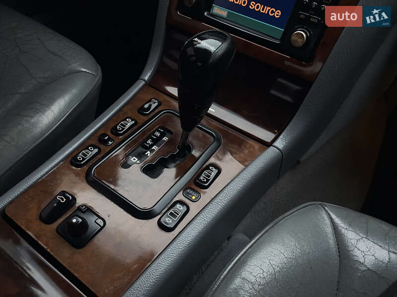 Седан Mercedes-Benz E-Class 2002 в Одесі