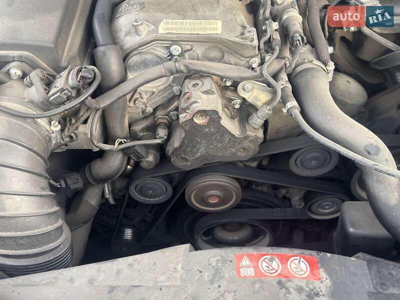 Седан Mercedes-Benz E-Class 2004 в Ивано-Франковске