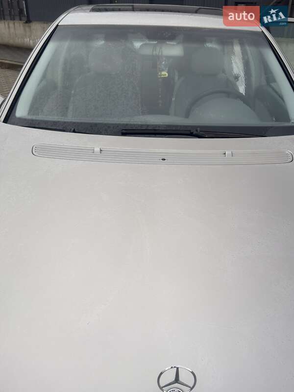 Седан Mercedes-Benz E-Class 2004 в Ивано-Франковске