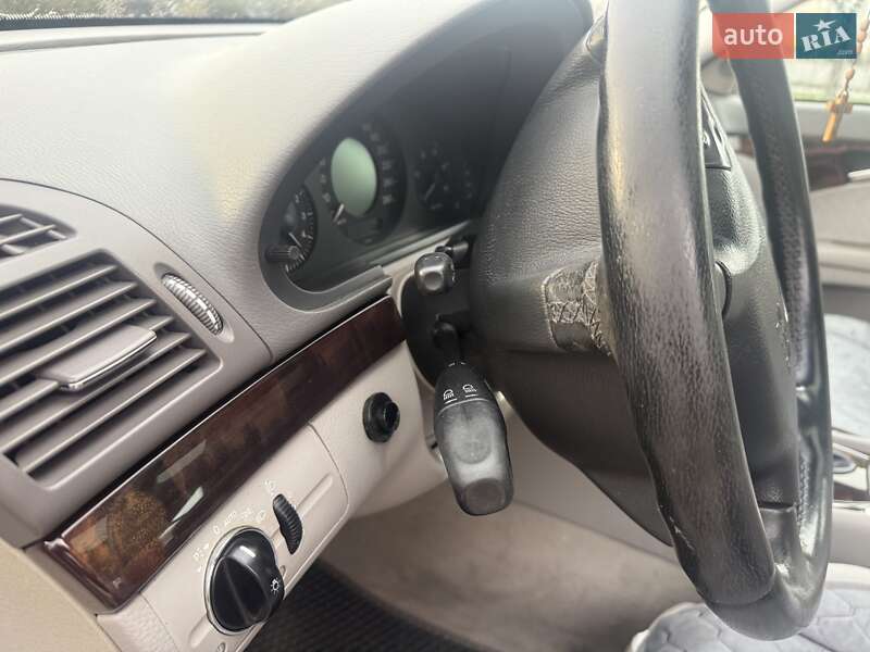 Седан Mercedes-Benz E-Class 2004 в Ивано-Франковске