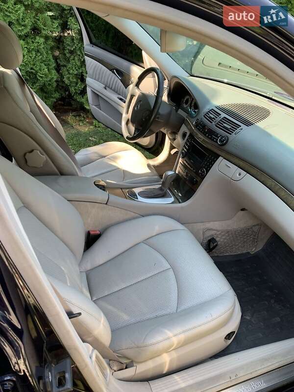 Седан Mercedes-Benz E-Class 2002 в Одессе