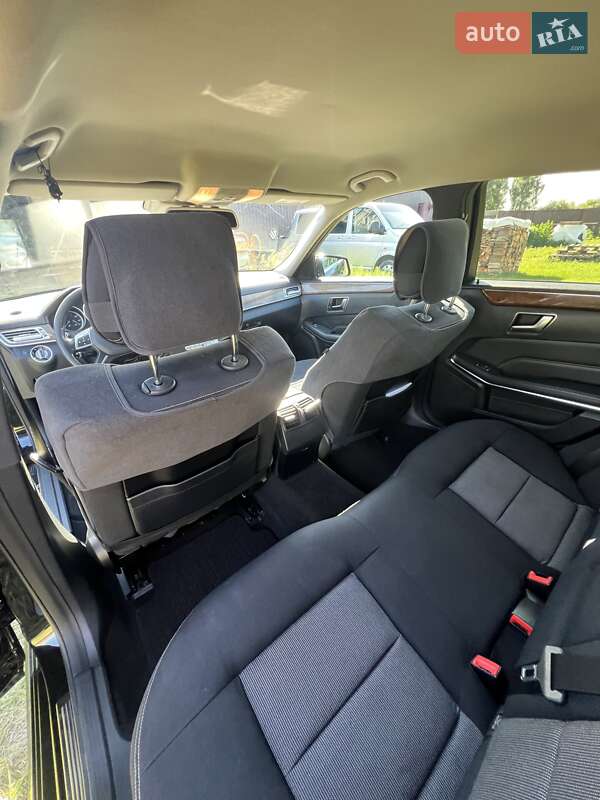 Седан Mercedes-Benz E-Class 2013 в Києві