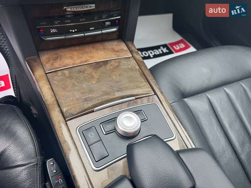 Седан Mercedes-Benz E-Class 2010 в Запоріжжі