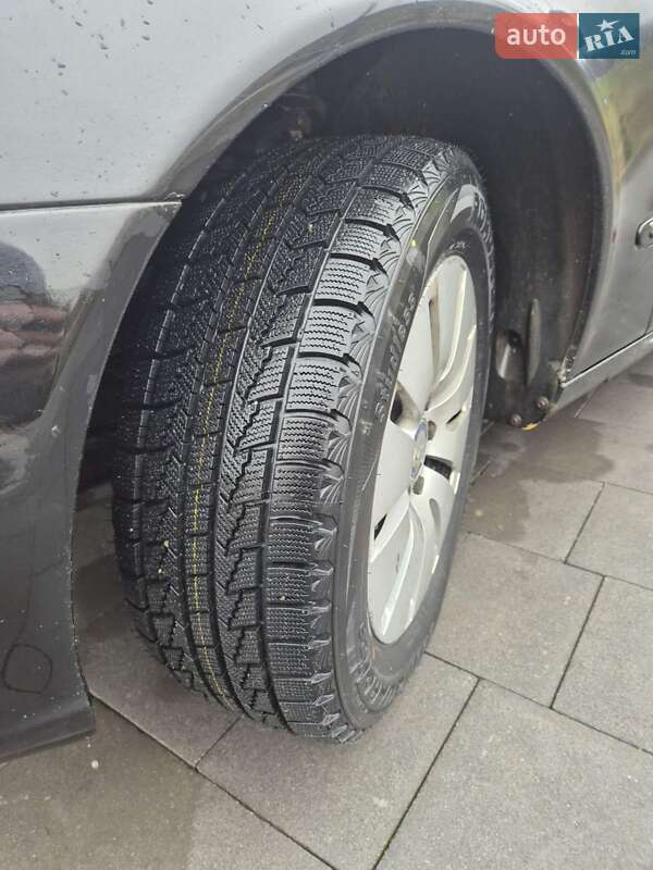 Седан Mercedes-Benz E-Class 2006 в Києві