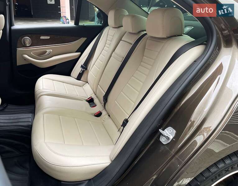 Седан Mercedes-Benz E-Class 2017 в Києві фото 12 Седан Mercedes-Benz E-Class 2017 в Києві