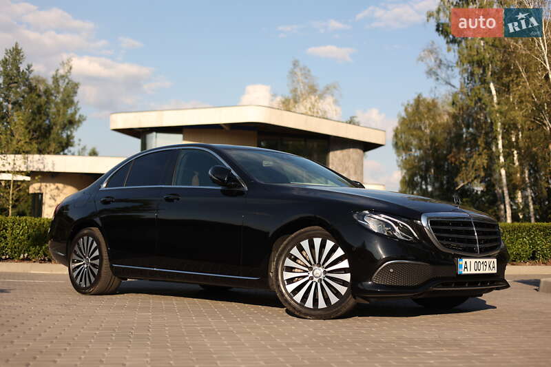 Седан Mercedes-Benz E-Class 2018 в Киеве