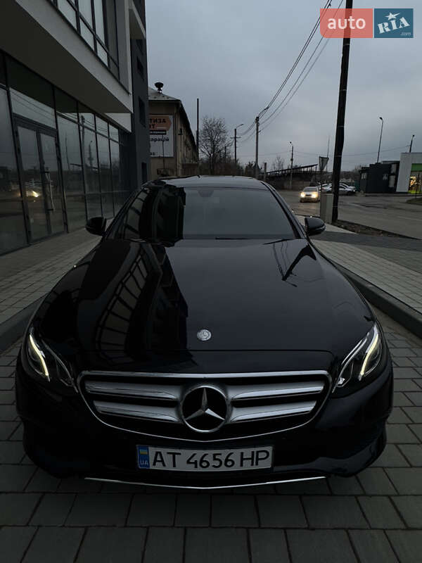 Седан Mercedes-Benz E-Class 2016 в Ивано-Франковске
