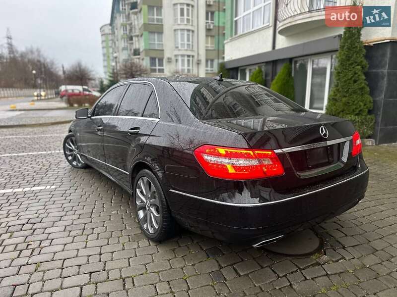 Седан Mercedes-Benz E-Class 2013 в Богородчанах