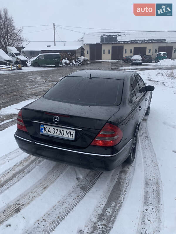 Mercedes-Benz E-Class 2003
