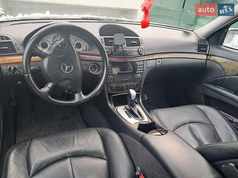 Седан Mercedes-Benz E-Class 2003 в Ковеле