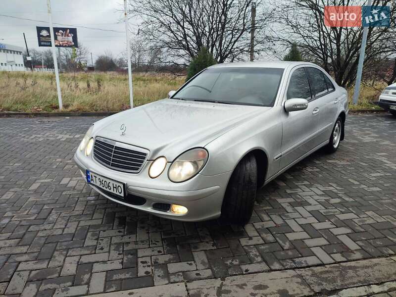 Седан Mercedes-Benz E-Class 2003 в Коломые