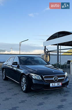 Седан Mercedes-Benz E-Class 2012 в Тячеве