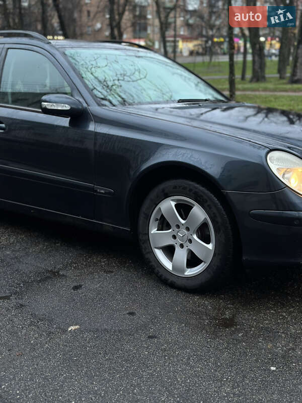 Универсал Mercedes-Benz E-Class 2003 в Киеве фото 8 Универсал Mercedes-Benz E-Class 2003 в Киеве