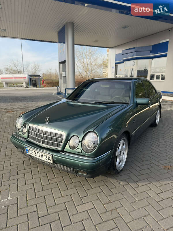 Седан Mercedes-Benz E-Class 1998 в Запорожье