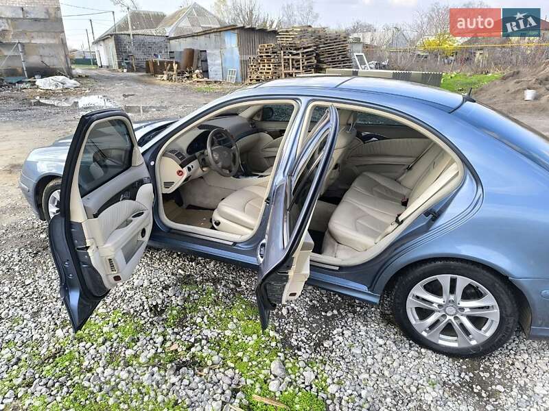 Седан Mercedes-Benz E-Class 2002 в Високопіллі фото 24 Седан Mercedes-Benz E-Class 2002 в Високопіллі