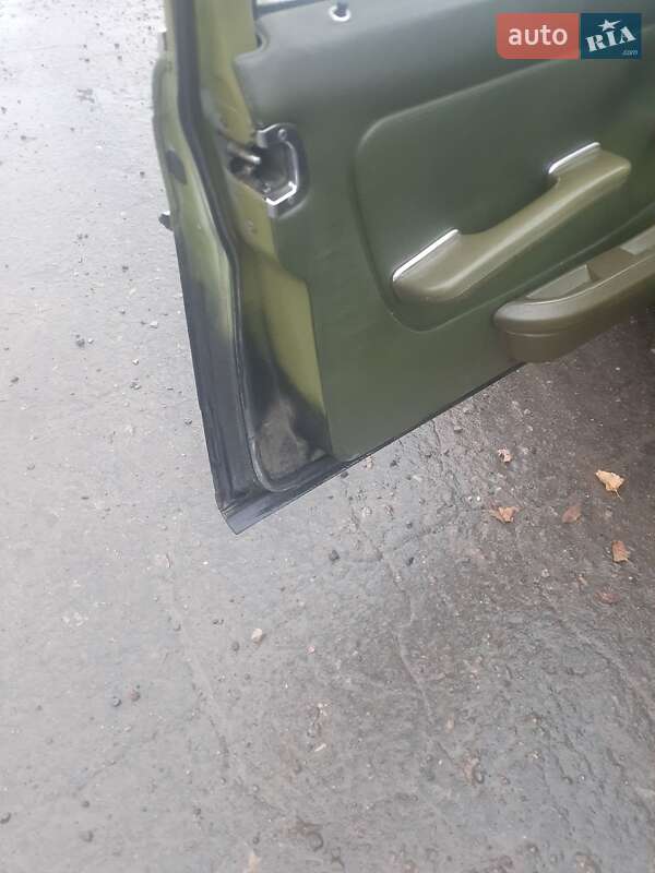 Седан Mercedes-Benz E-Class 1982 в Луцке