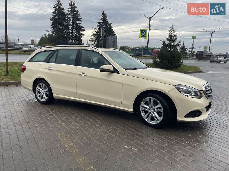 Универсал Mercedes-Benz E-Class 2015 в Львове фото Универсал Mercedes-Benz E-Class 2015 в Львове