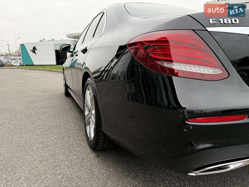 Седан Mercedes-Benz E-Class 2018 в Киеве