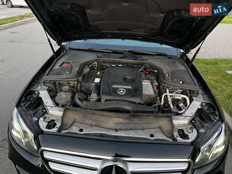 Седан Mercedes-Benz E-Class 2018 в Киеве