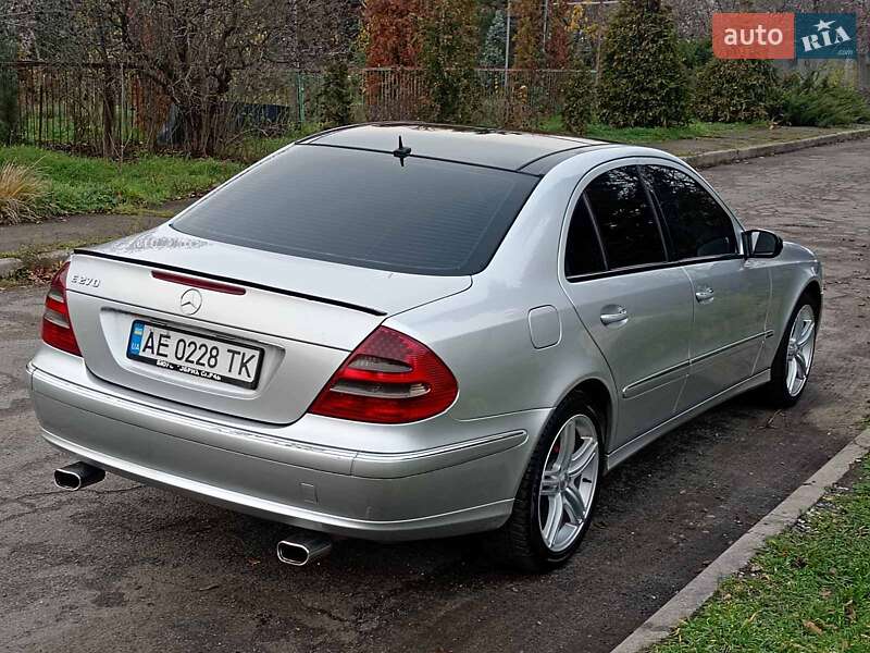 Седан Mercedes-Benz E-Class 2003 в Днепре
