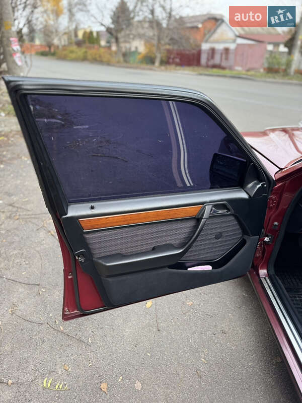 Седан Mercedes-Benz E-Class 1993 в Днепре фото 7 Седан Mercedes-Benz E-Class 1993 в Днепре