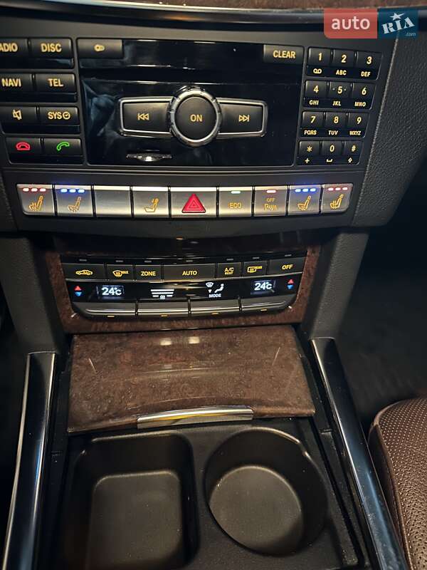 Седан Mercedes-Benz E-Class 2013 в Киеве
