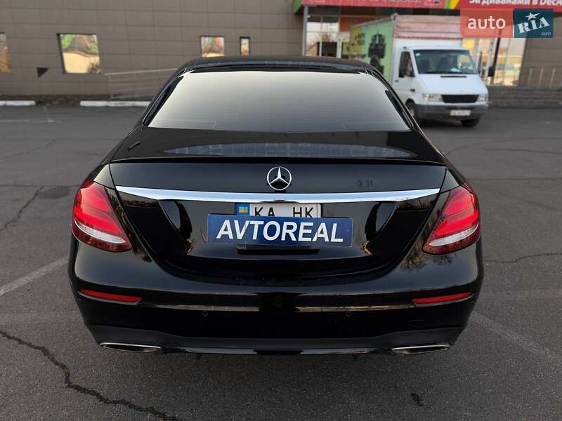 Седан Mercedes-Benz E-Class 2018 в Кривом Роге
