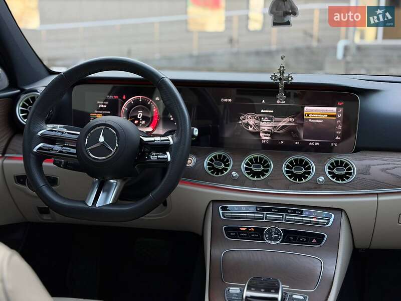 Седан Mercedes-Benz E-Class 2018 в Кривом Роге