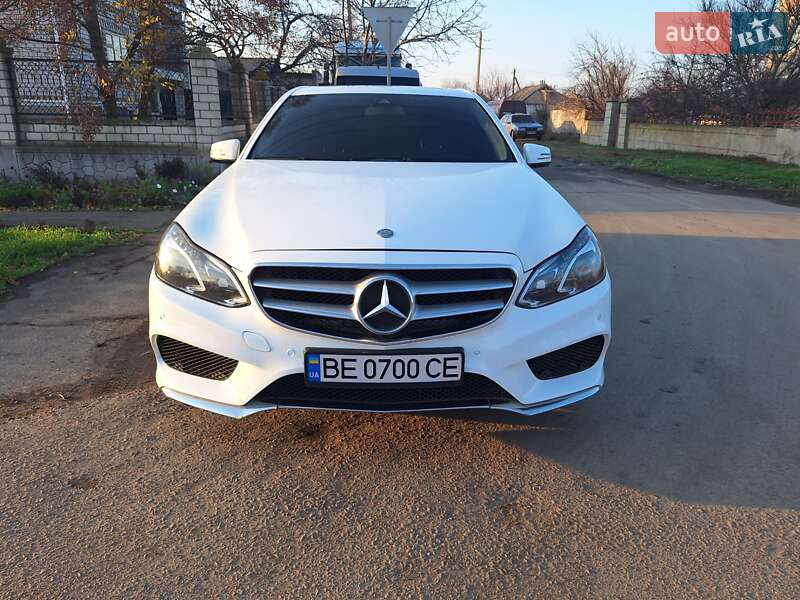 Седан Mercedes-Benz E-Class 2013 в Николаеве