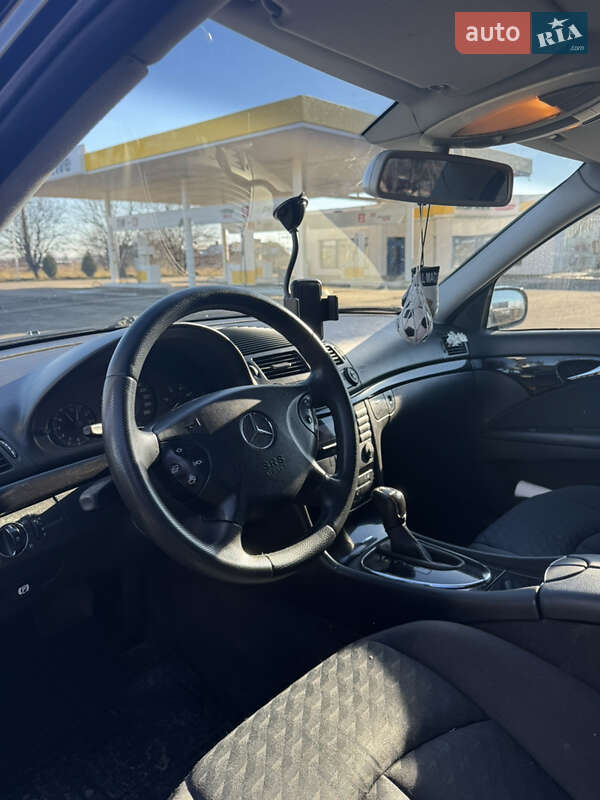 Седан Mercedes-Benz E-Class 2003 в Коломиї