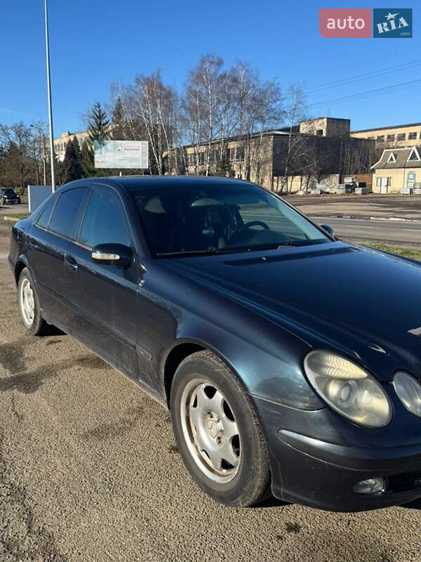 Седан Mercedes-Benz E-Class 2003 в Коломиї