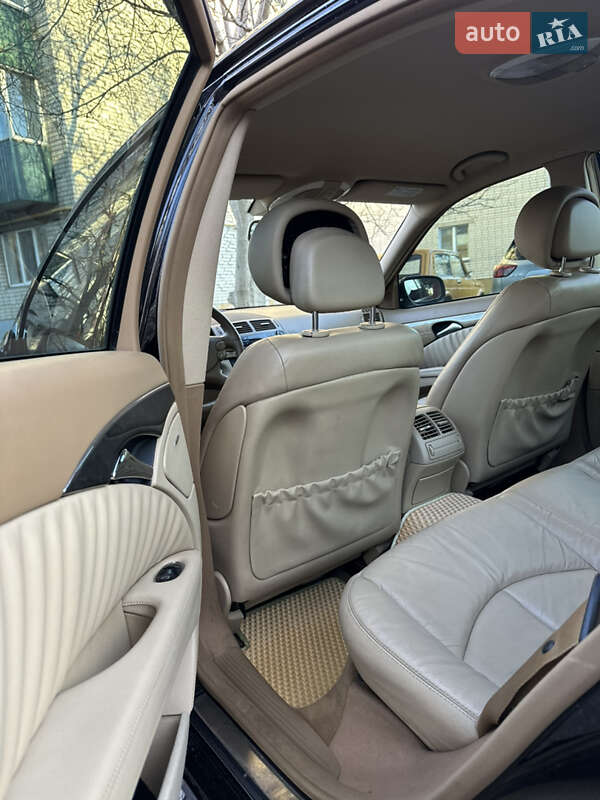 Седан Mercedes-Benz E-Class 2008 в Смеле