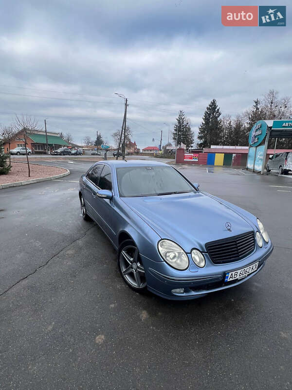 Mercedes-Benz E-Class 2004