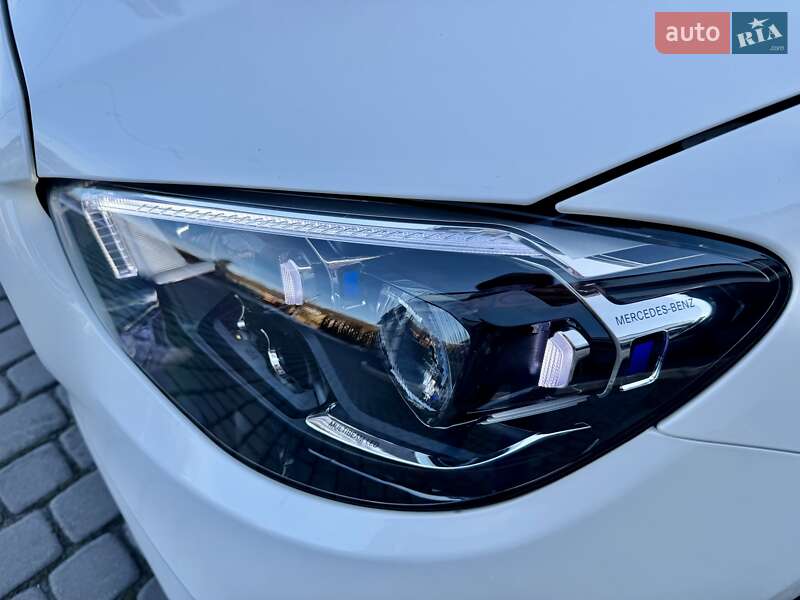 Седан Mercedes-Benz E-Class 2019 в Львові