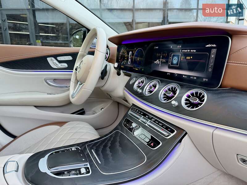 Седан Mercedes-Benz E-Class 2019 в Львові