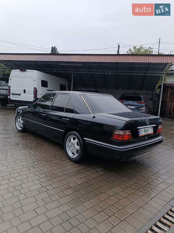Седан Mercedes-Benz E-Class 1994 в Коломые